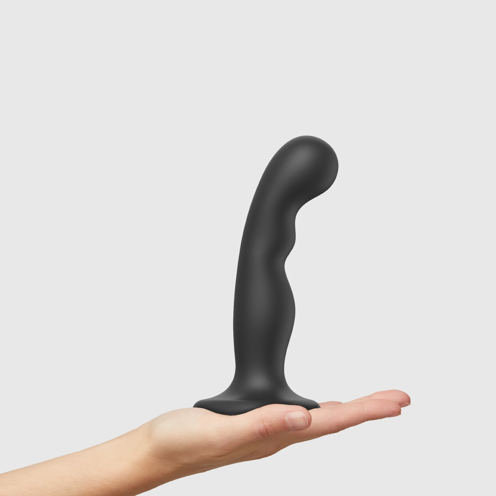 Strap-On-Me Dildo Plug P&G Noir XXL - Фаллоимитатор, 18,5 см (черный)  купить в секс шоп в Москве с доставкой по России