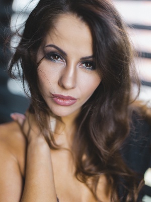 Двухсторонний мастурбатор с вибрацией копия вагины и попки красотки Елены Берковой - ФлешНаш